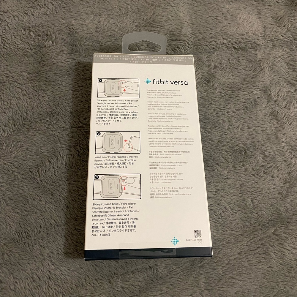 Fitbit Versa Classic Accessory Band - Picture 2 of 3